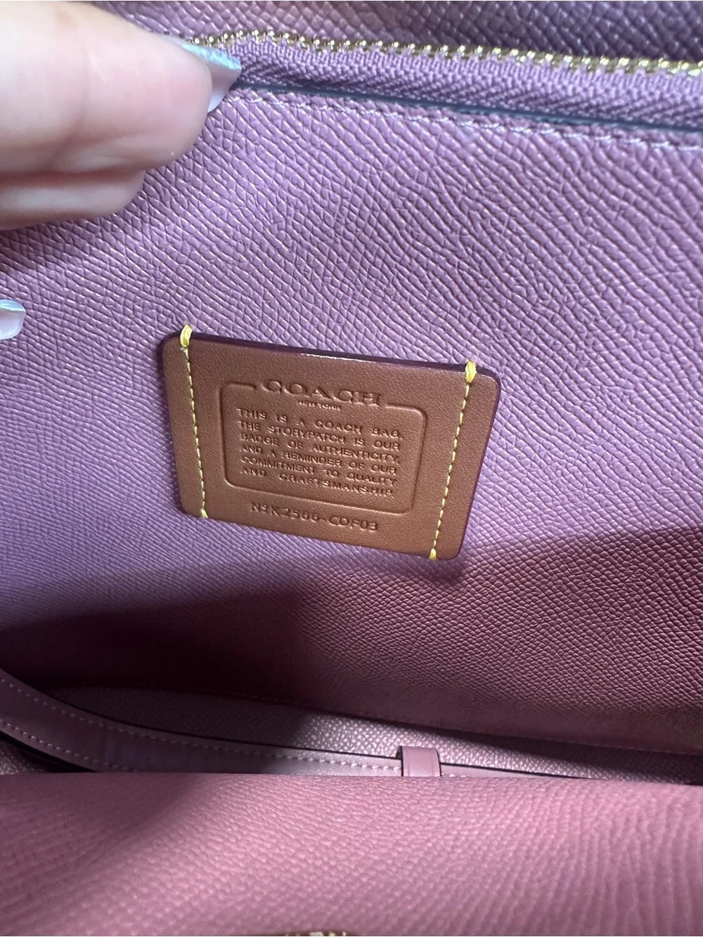Coach Mollie Tote Bag 25 In Signature Canvas With Heart Charm. New no tag